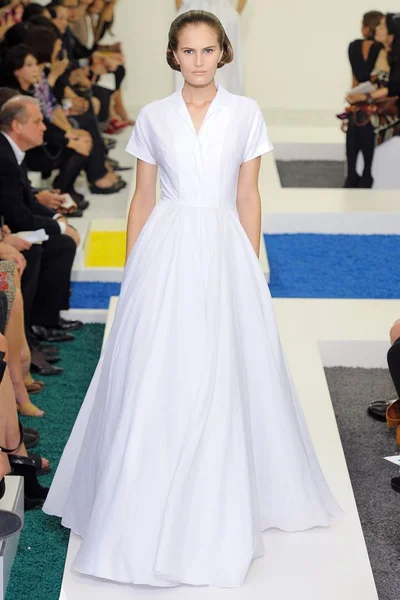 Look 48